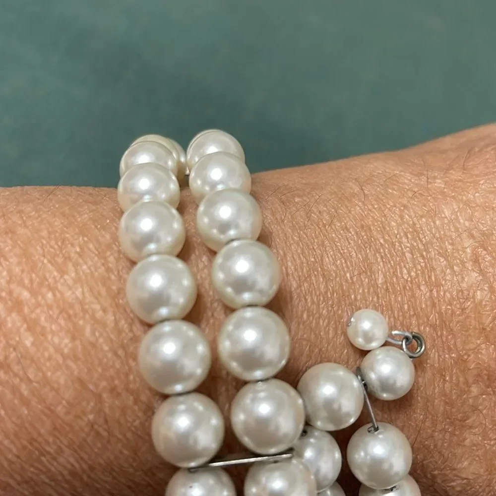 Vintage Elegant Pearl Bracelet